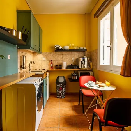 Charlie Center Séjour chez l'habitant Athènes
